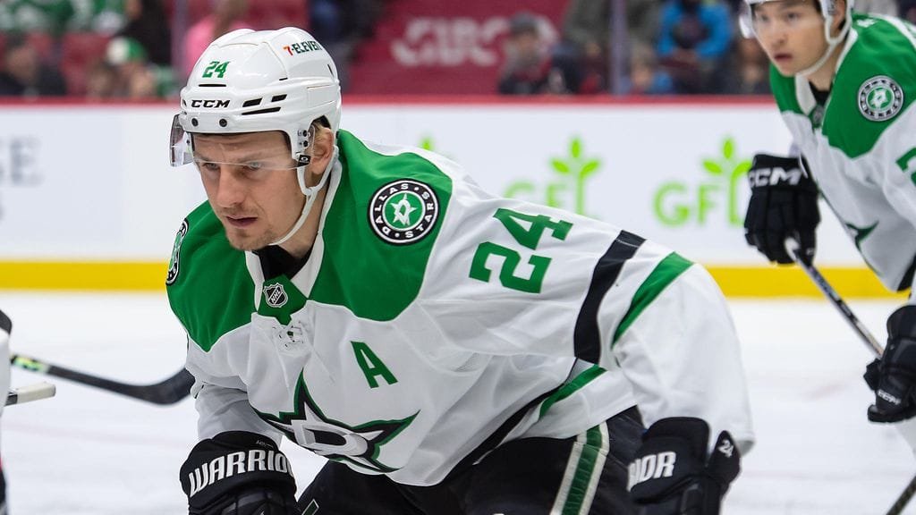 Dallas Starsin suomalaistähti Roope Hintz loukkaantui yön NHL-kierroksella.