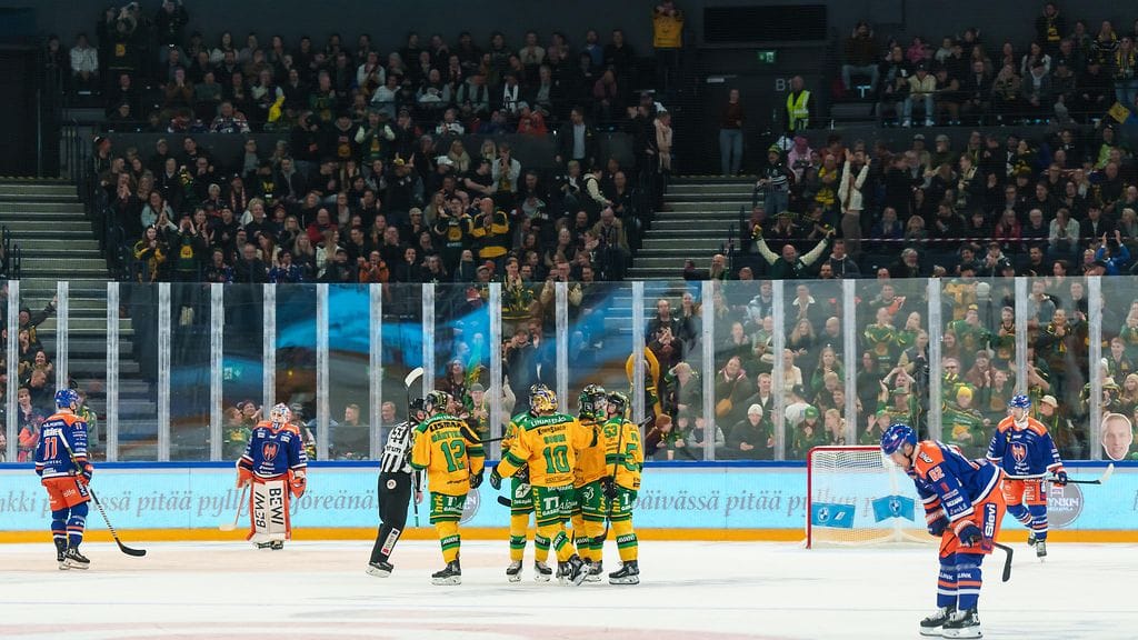 Ilveksen suuri kannattajayhteisö jättää paikallispelin väliin.