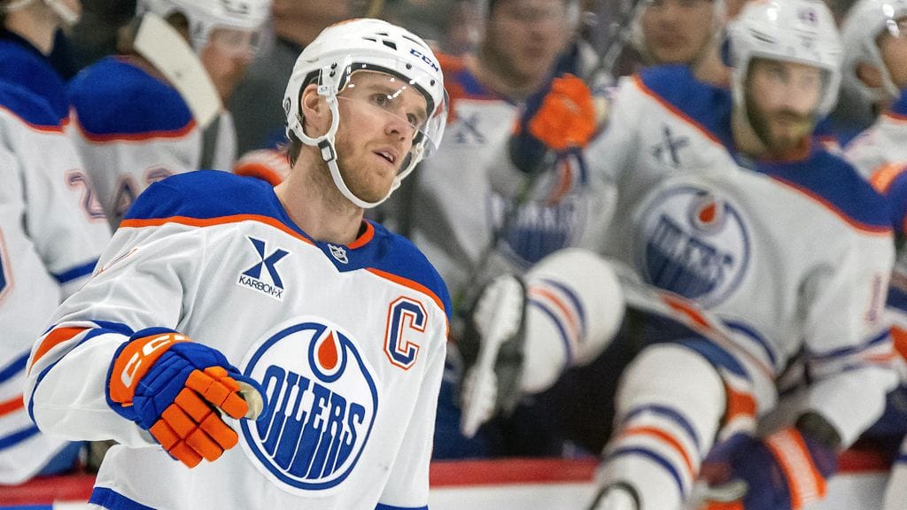 Connor McDavid nousi Edmonton Oilersin kaikkien aikojen pistepörssissä toiseksi ohi Jari Kurrin.
