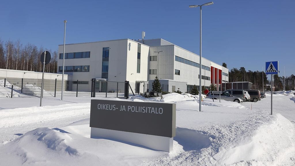 Rikoksesta epäilty mies vangittiin Pohjois-Karjalan käräjäoikeudessa torstaina.