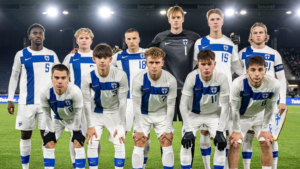 Pikkuhuuhkajat sinetöi EM-kisapaikan pudottamalla jatkokarsinnoissa kaksiosaisessa otteluparissa Norjan.