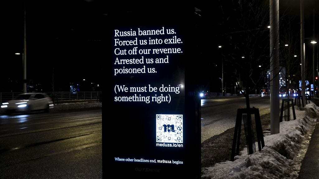 Kampanja tuo esiin Meduzan toimittajien riskejä sensuroimattomien uutisten tekemisessä.
