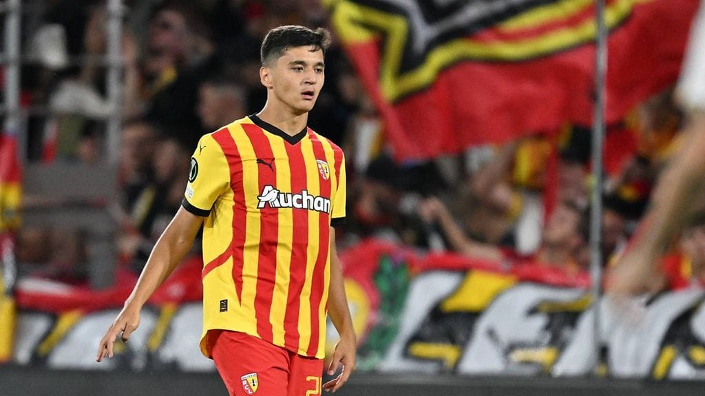 Abdukodir Husanov edusti aiemmin ranskalaista Lensiä.