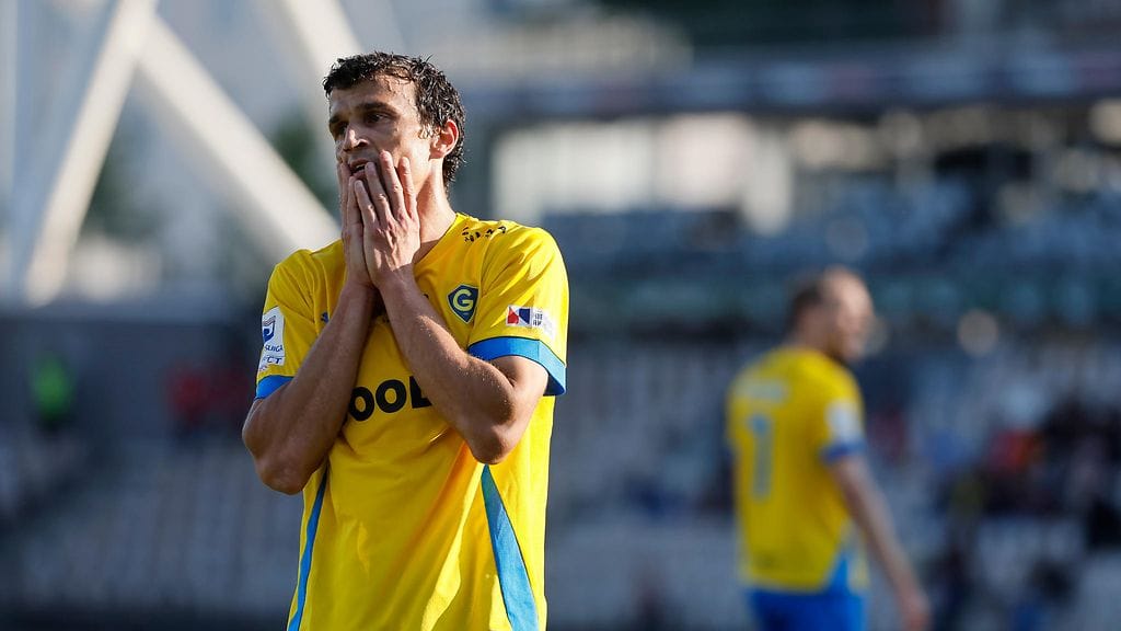 Roman Eremenkon siirto Skotlantiin kariutui maan palloliiton käsittelyssä.