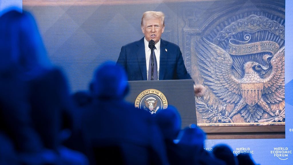 Donald Trump puhui Davosin talousfoorumin osallistujille videoyhteyden kautta.