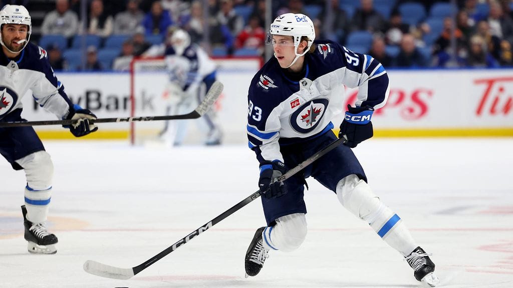 Brad Lambert, 21, sai kutsun Winnipeg Jetsin NHL-miehistöön.