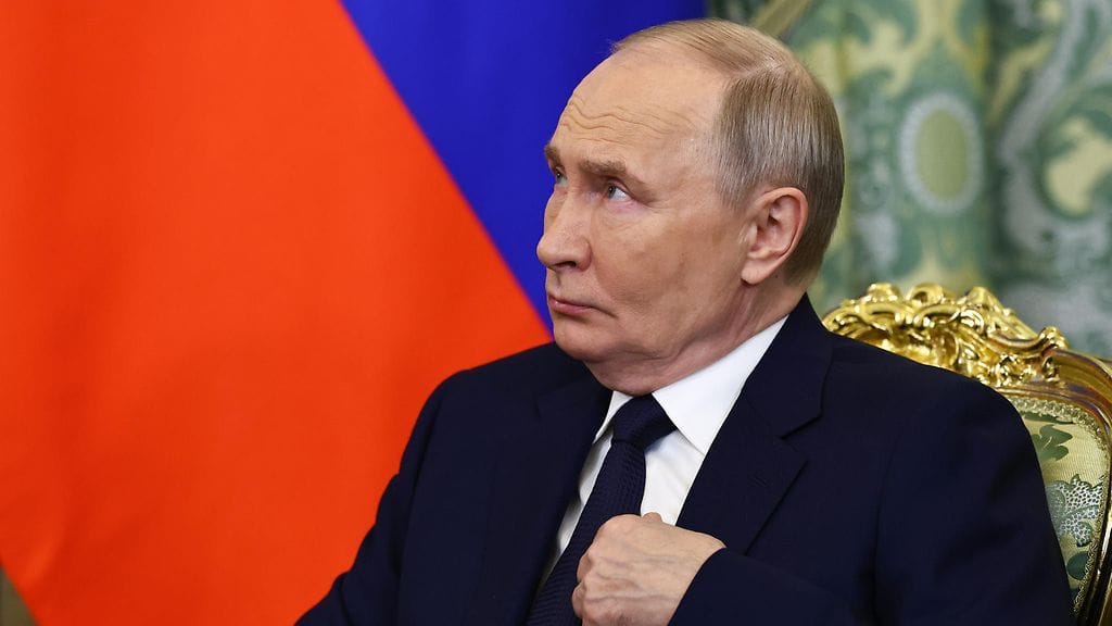 Venäjän presidentti Vladimir Putin haluaa maavoimiensa uudistuvan.