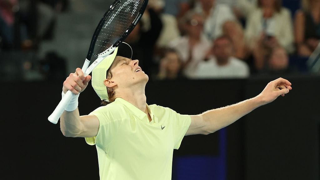 Jannik Sinner vei finaalin selvin 3–0-lukemin.