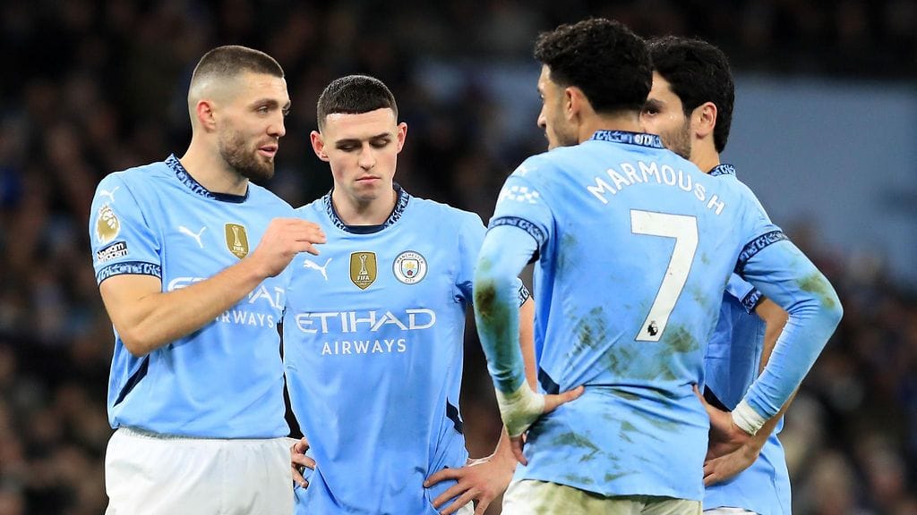 Manchester City on vaarassa jäädä Mestarien liigan jatkopelien ulkopuolelle.