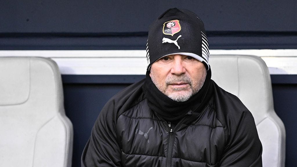 Jorge Sampaoli on saamassa kenkää Rennesin peräsimestä.
