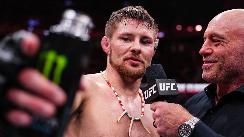 Bryce Mitchellin puheet kuohuttavat.