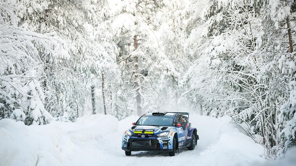 Tuukka Kauppinen voitti maineikkaan Tunturirallin kaikkien aikojen nuorimpana kuljettajana. Kyseessä oli Toyotalla ajaneelle 18-vuotiaalle nuorukaiselle vasta viides kisa nelivetoautolla.