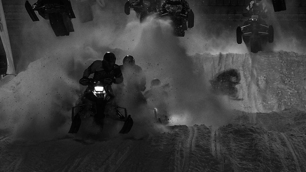 Kuvituskuvaa snowcrossista.