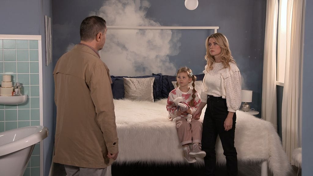 4708 01 aaro eva nadja