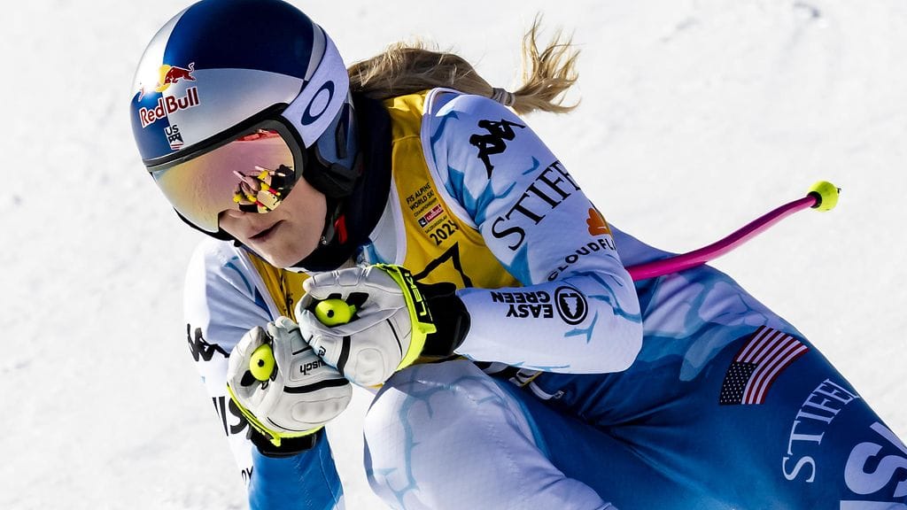 Lindsey Vonn laski ulos alppihiihdon MM-kisojen supersuurpujottelussa.