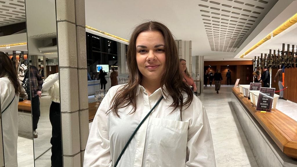 Vilma Kinnunen työskentelee Lahdessa, mutta hänen muu elämänsä on Helsingissä.