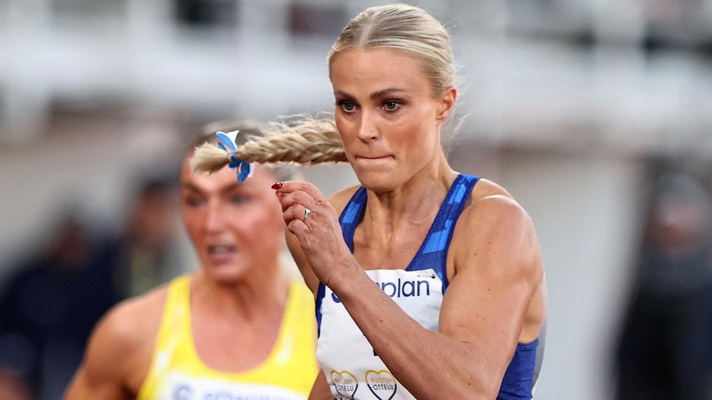 Lotta Harala juoksi kauden kotimaisen kärkiajan 60 metrin aidoissa.