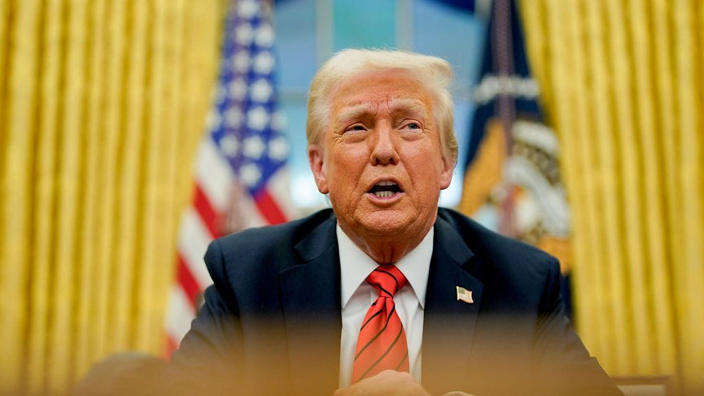 Yhdysvaltain presidentti Donald Trump (kuvassa) puhui tänään keskiviikkona puhelimessa Venäjän presidentin Vladimir Putinin kanssa.