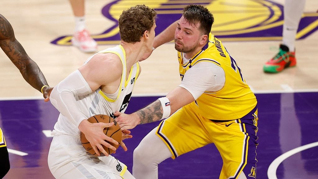 Lauri Markkanen ja Luka Doncic iskivät yhteen yön NBA-kierroksella.
