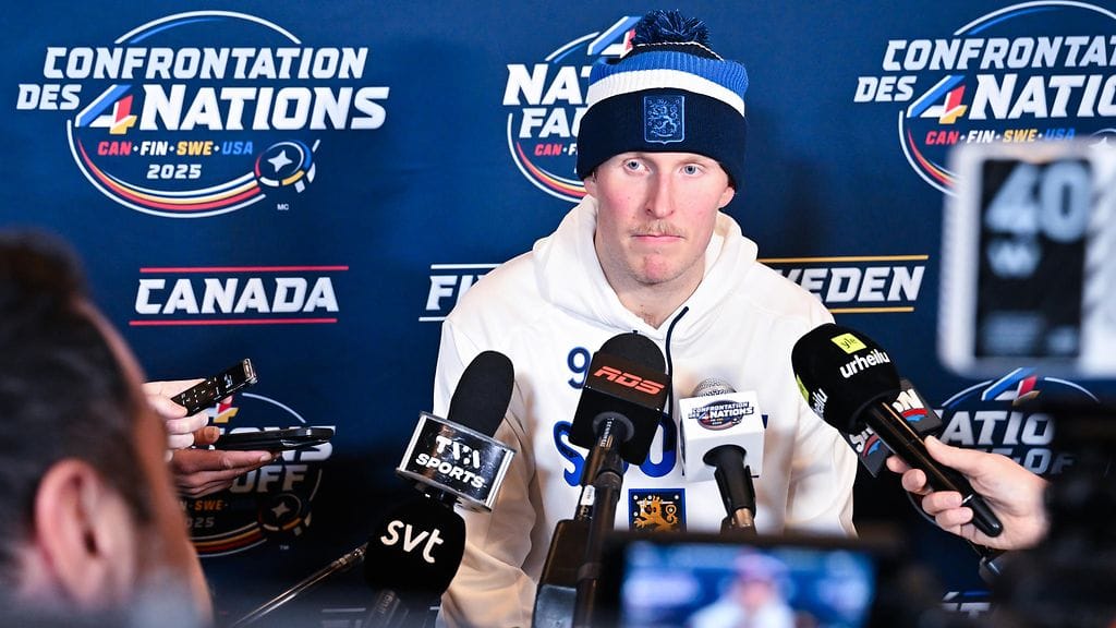 Aleksander Barkov kiitollisena Patrik Laineesta – "Merkitsee paljon"