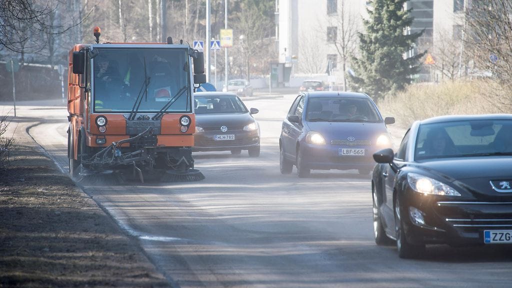 Imulakaisukonetta käytetään esimerkiksi katujen puhdistukseen. Kuvituskuva ei liity Oulun tapaukseen.