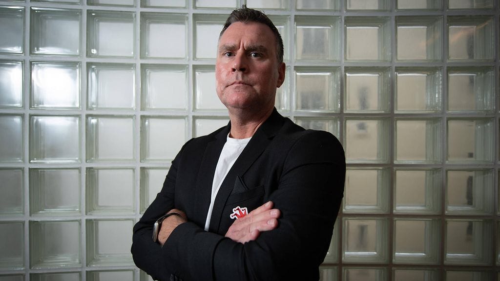 Suomalaisvalmentaja Miika Elomo menehtyi viime viikonloppuna.