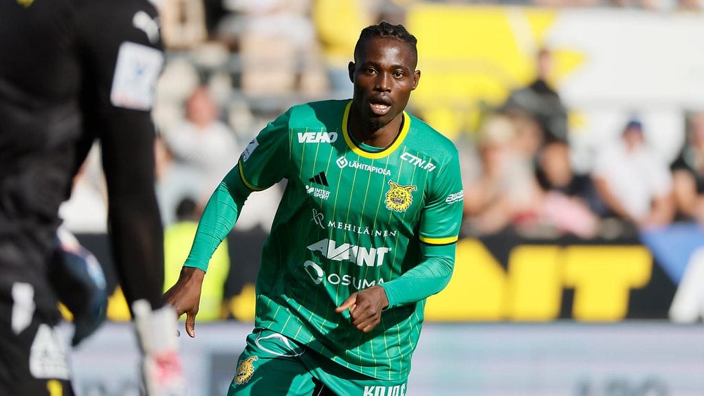 Adeleke Akinyemi iski viime kaudella Ilvekselle kuudessa Veikkausliigan ottelussa kolme maalia.