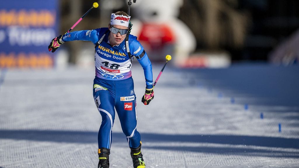 Suvi Minkkinen jatkoi hienoja suorituksiaan ampumahiihdon MM-kilpailuissa.