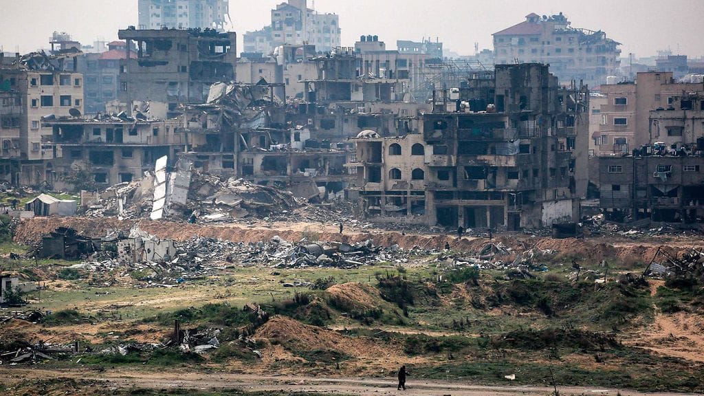 Israel on keskeyttänyt humanitaarisen avun toimitukset Gazaan ja katkaissut sähköt Gazasta.