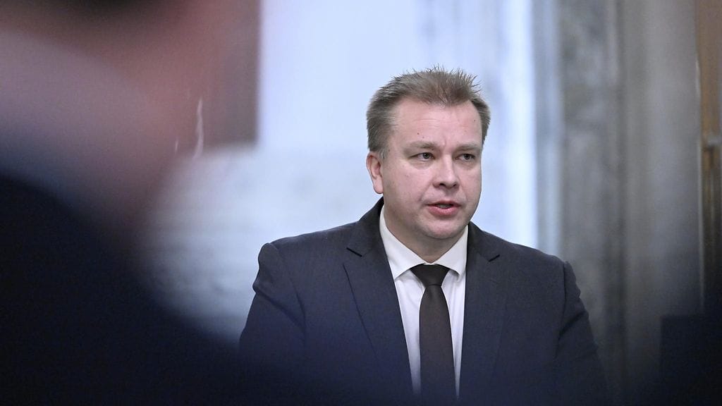 Keskustan puheenjohtaja Antti Kaikkonen Helsingissä 18. helmikuuta