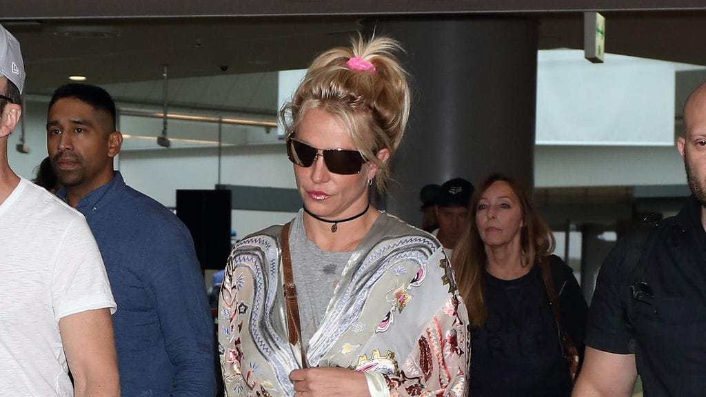 Britney Spears sai huomautuksen käytöksestään lennolla