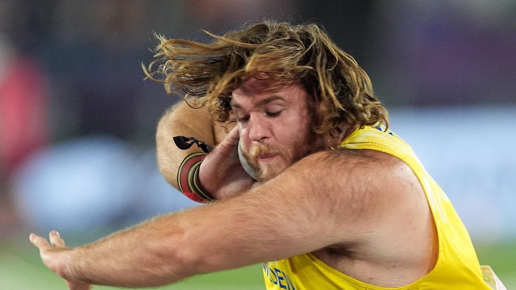 Wictor Petersson lennätti kuulan koviin lukemiin.