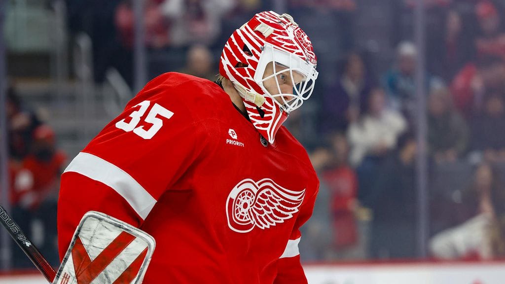 Ville Husso kaupattiin Detroit Red Wingsistä Anaheim Ducksiin.