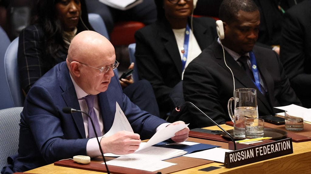 Kuvassa Venäjän edustaja Vasily Nebenzya YK:n turvallisuusneuvoston kokouksessa New Yorkissa.