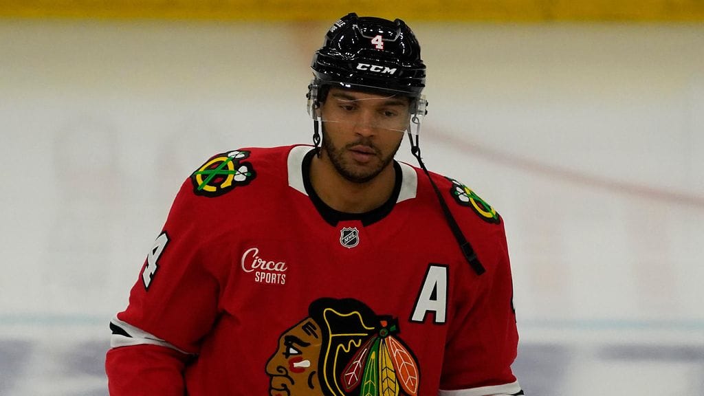 Chicago Blackhawkin tähtipuolustaja Seth Jones on kyllästynyt jatkuvaan tarpomiseen.