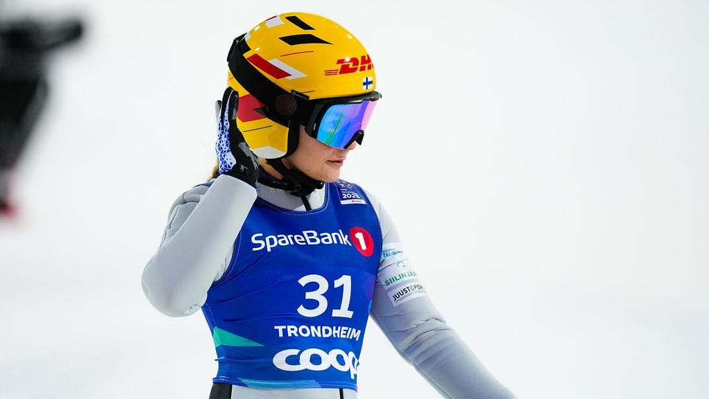 Minja Korhonen putosi kuusi sijaa yhdistetyn mäkiosuudella.