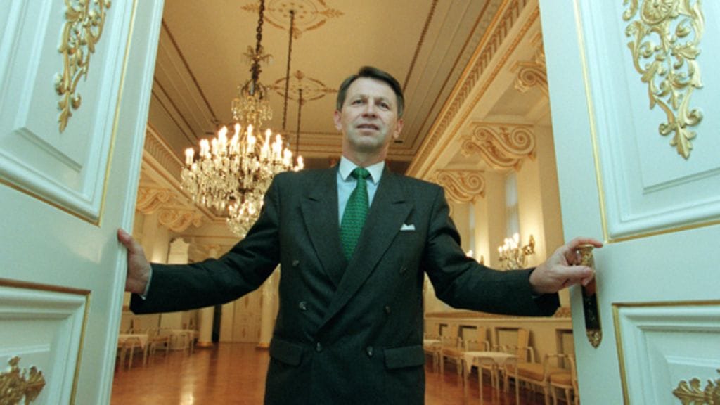 Linnanvouti Erkki Ahokas vuonna 2000.