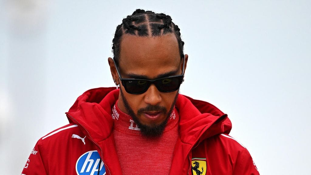 Lewis Hamilton näpäytti kriitikoitaan.