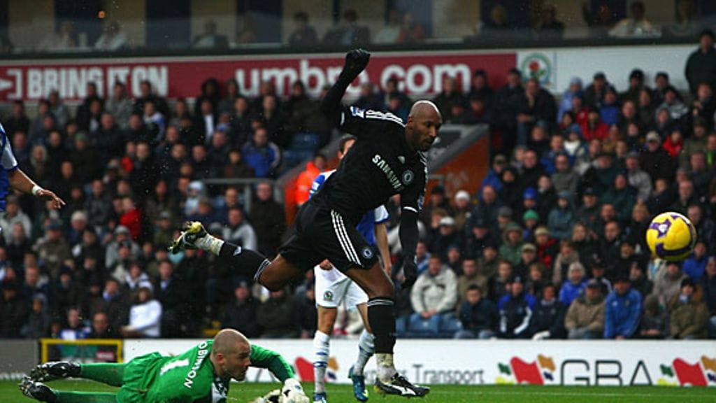 Blackburnin Paul Robinson ja Chelsean Nicolas Anelka, kuva: Jamie McDonald/Getty Images