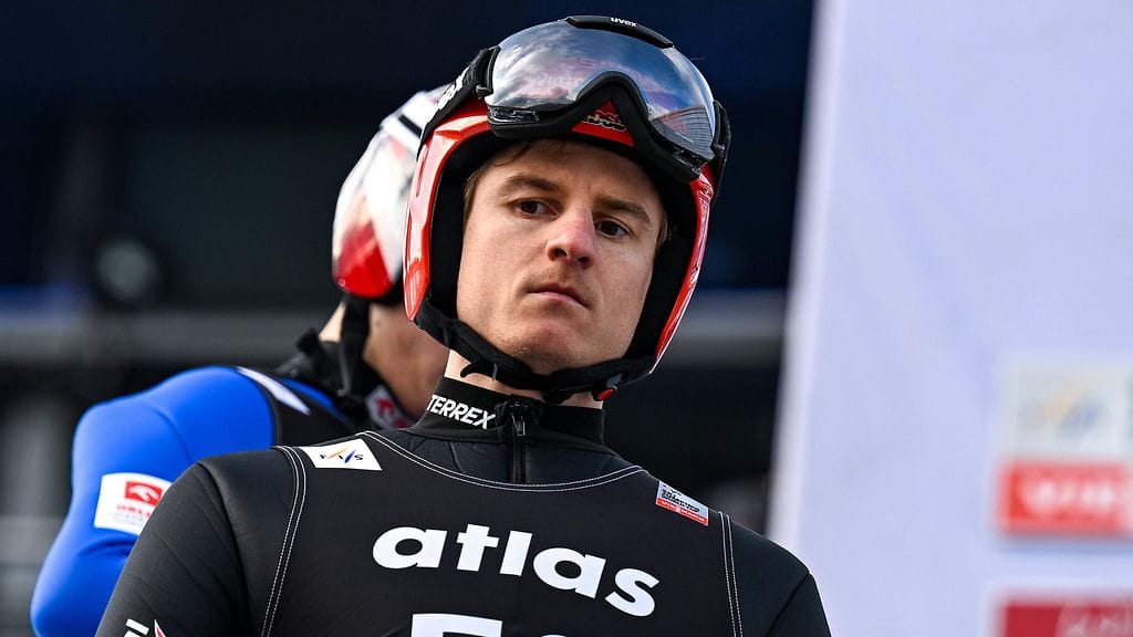 Saksan Karl Geigerin hyppypuku on joutunut Puola maajoukkueen hampaisiin.