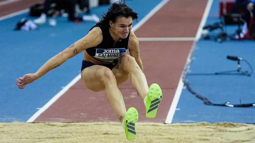 Senni Salminen selvitti tiensä EM-finaaliin ensimmäisellä hypyllään. Arkistokuva.