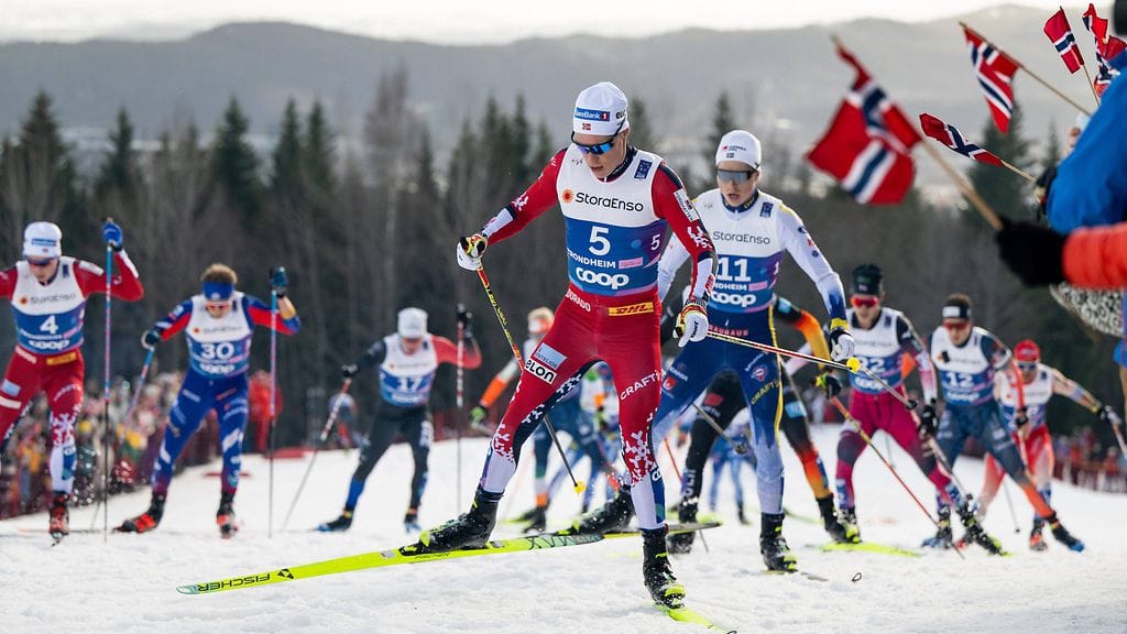 Martin Löwström Nyenget kaatui toisen kerran Trondheimin MM-kisoissa mitalitaistelussa, nyt kärkipaikalta.