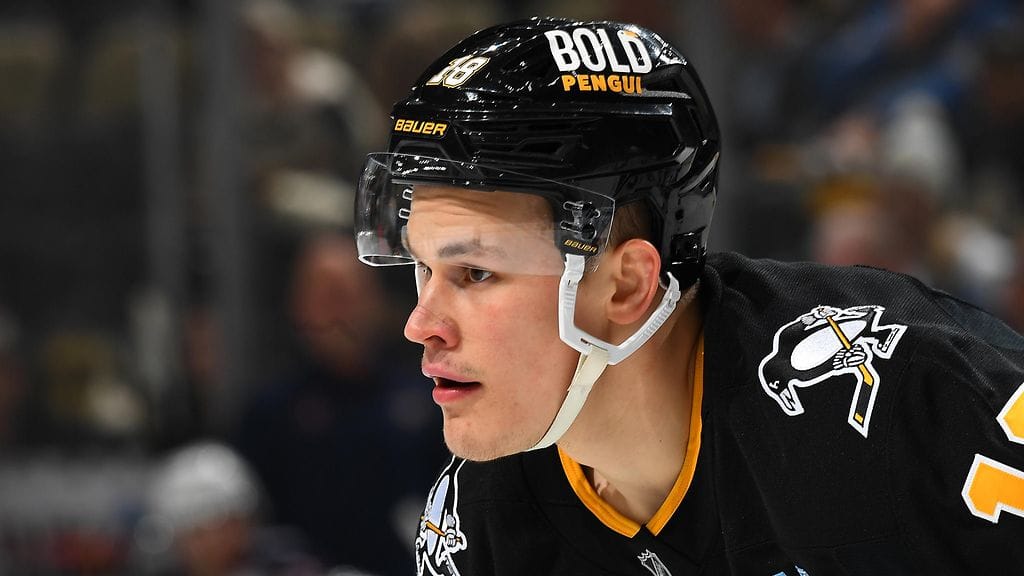 Jesse Puljujärvi teki ensimmäisen maalinsa Charlotte Checkersin paidassa.