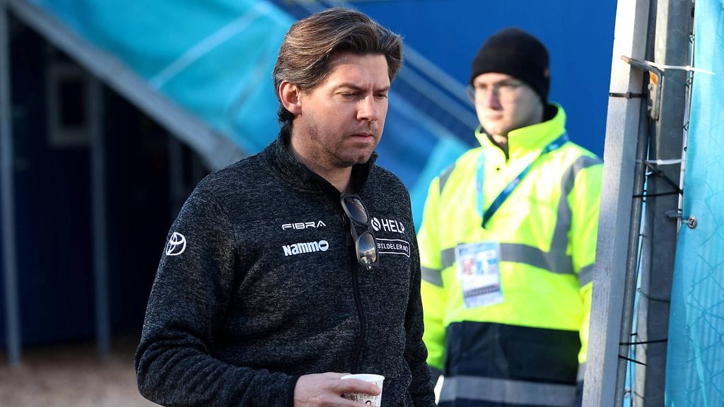 Päävalmentaja Magnus Brevig kiistää edelleen järjestelmällisen huijauksen Norjan mäkihyppymaajoukkueessa.