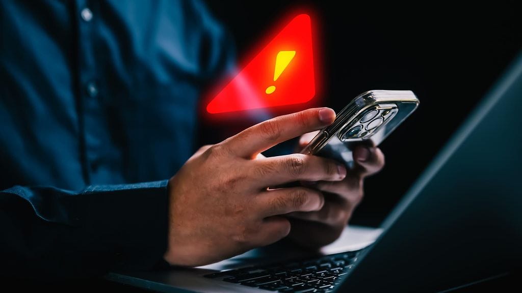 Jos epäilyttävän viestin mukana tulee linkki, sitä ei missään nimessä pidä klikata.