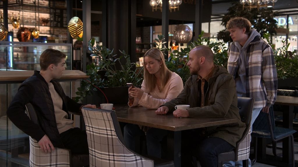 4729 01 henrik erika vertti sampo