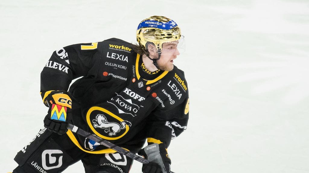 Michal Kovarcik putosi Kärppien riveistä juuri ennen ottelua.