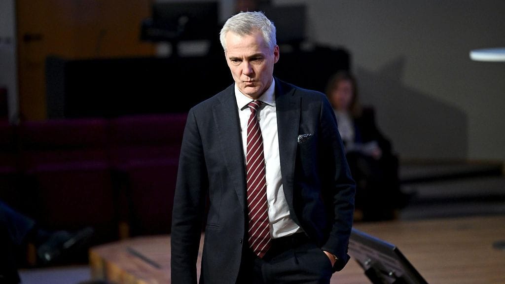 Opetusministeri Anders Adlercreutzin mukaan opetusministeriön lisäsäästöjen kohteista kerrotaan keväällä.