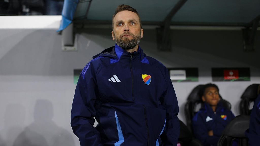 Djurgårdenin luotsi Jani Honkavaara (kuvassa etualalla).