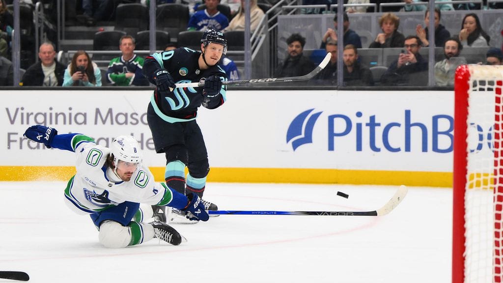 Eeli Tolvanen on tehnyt tällä kaudella jo 21 maalia, mikä on hänen ennätyksensä NHL:ssä.